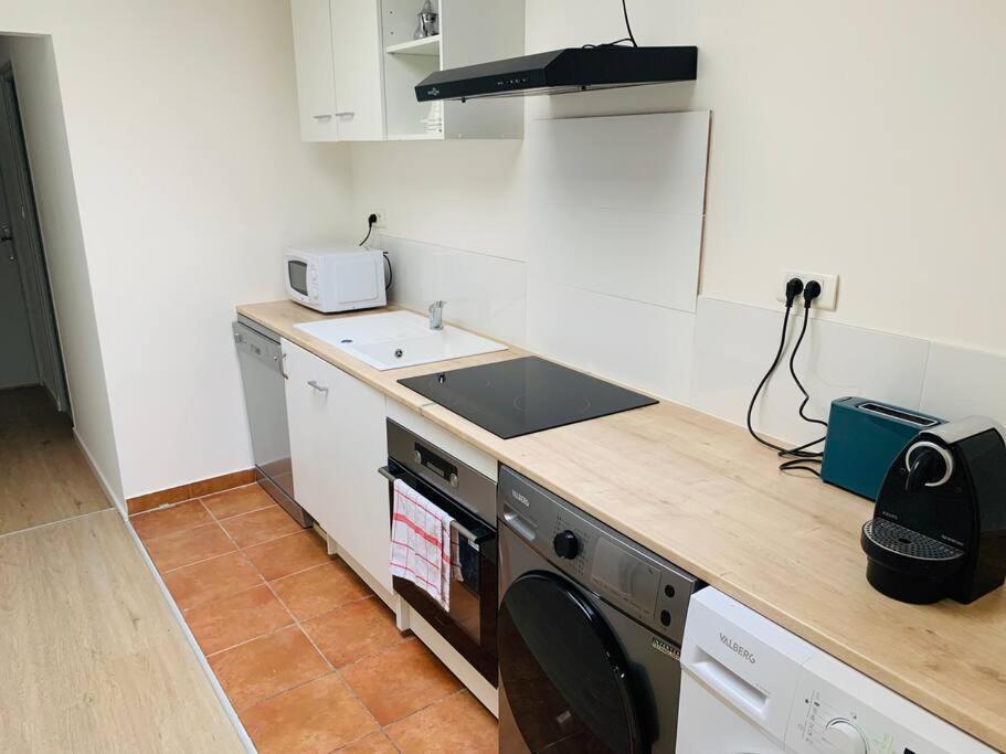 Appartement T3, Au Coeur De Montpellier, Wifi Et Climatisation מראה חיצוני תמונה
